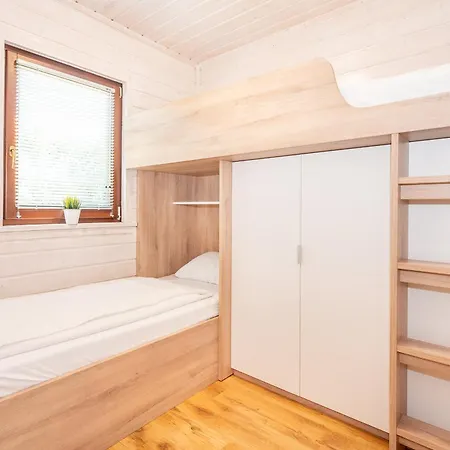 Letniskowe Morza Szum Holiday home Bobolin